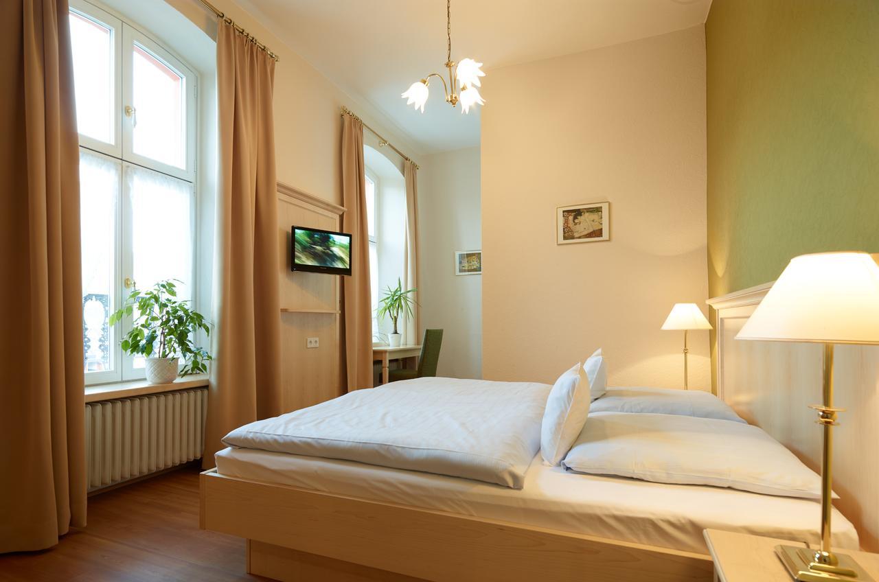 Pension Martinerhof Wintrich Luaran gambar